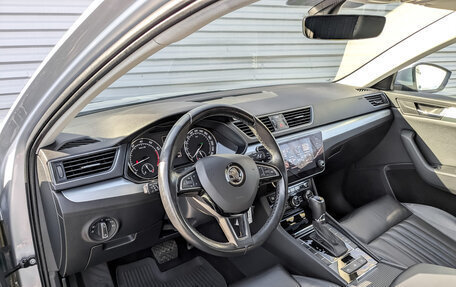 Skoda Superb III рестайлинг, 2018 год, 2 295 000 рублей, 16 фотография