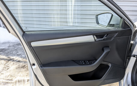 Skoda Superb III рестайлинг, 2018 год, 2 295 000 рублей, 19 фотография