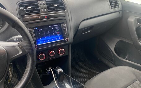 Volkswagen Polo VI (EU Market), 2019 год, 850 000 рублей, 3 фотография