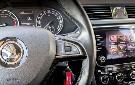 Skoda Superb III рестайлинг, 2018 год, 2 295 000 рублей, 28 фотография