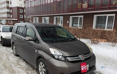 Toyota ISis I, 2012 год, 1 325 000 рублей, 3 фотография