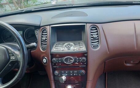 Infiniti QX50 I рестайлинг, 2013 год, 1 600 000 рублей, 17 фотография