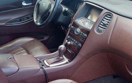 Infiniti QX50 I рестайлинг, 2013 год, 1 600 000 рублей, 19 фотография