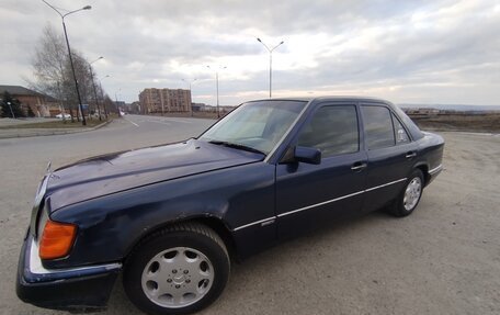 Mercedes-Benz E-Класс, 1995 год, 250 000 рублей, 8 фотография