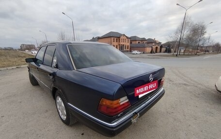 Mercedes-Benz E-Класс, 1995 год, 250 000 рублей, 5 фотография