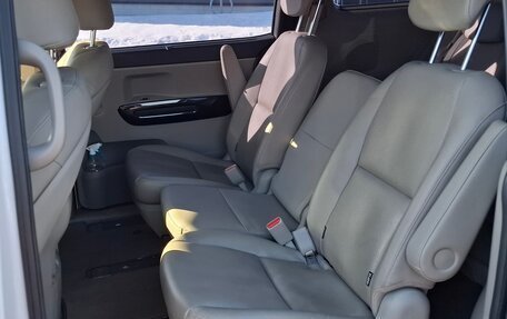 KIA Carnival III, 2019 год, 2 850 000 рублей, 12 фотография