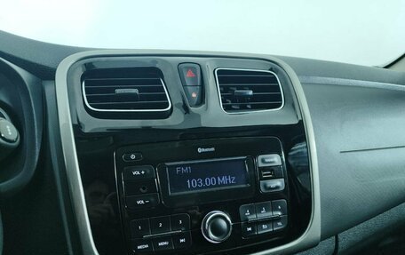 Renault Sandero II рестайлинг, 2017 год, 965 000 рублей, 14 фотография