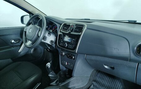 Renault Sandero II рестайлинг, 2017 год, 965 000 рублей, 19 фотография