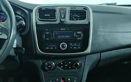 Renault Sandero II рестайлинг, 2017 год, 965 000 рублей, 17 фотография