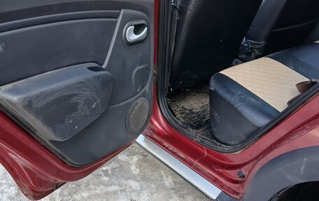 Renault Sandero I, 2012 год, 700 000 рублей, 2 фотография