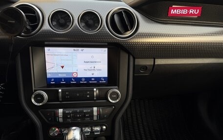 Ford Mustang VI рестайлинг, 2019 год, 3 900 000 рублей, 13 фотография