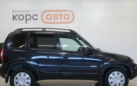 Chevrolet Niva I рестайлинг, 2017 год, 720 000 рублей, 4 фотография