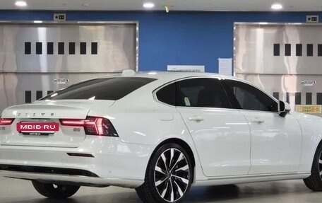 Volvo S90 II рестайлинг, 2025 год, 6 500 000 рублей, 4 фотография