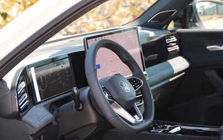 Volkswagen Tiguan, 2025 год, 5 199 000 рублей, 11 фотография