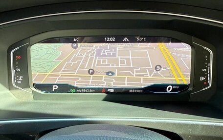 Volkswagen Tiguan II, 2021 год, 4 300 000 рублей, 6 фотография