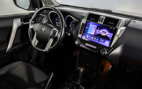 Toyota Land Cruiser Prado 150 рестайлинг 2, 2014 год, 2 960 000 рублей, 9 фотография