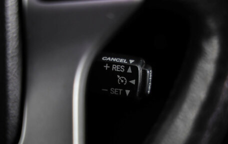 Toyota Land Cruiser Prado 150 рестайлинг 2, 2014 год, 2 960 000 рублей, 13 фотография