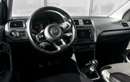 Volkswagen Polo VI (EU Market), 2018 год, 1 195 000 рублей, 10 фотография