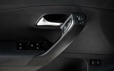 Volkswagen Polo VI (EU Market), 2018 год, 1 195 000 рублей, 25 фотография