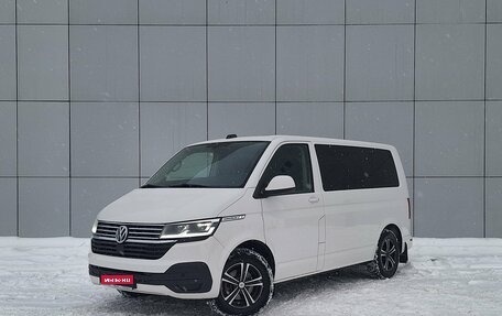 Volkswagen Caravelle T6 рестайлинг, 2021 год, 4 700 000 рублей, 1 фотография