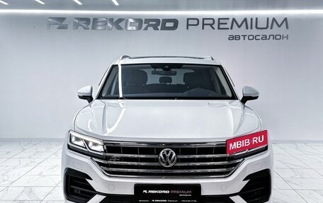 Volkswagen Touareg III, 2018 год, 6 100 000 рублей, 4 фотография