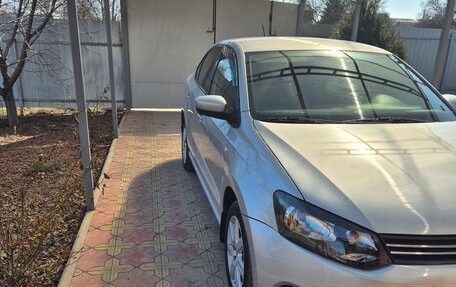 Volkswagen Polo VI (EU Market), 2014 год, 790 000 рублей, 2 фотография