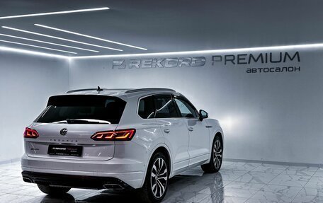 Volkswagen Touareg III, 2018 год, 6 100 000 рублей, 33 фотография