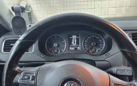 Volkswagen Jetta VI, 2013 год, 1 050 000 рублей, 6 фотография