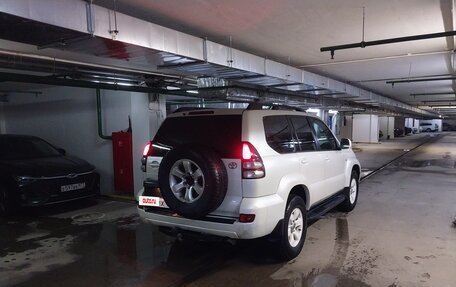 Toyota Land Cruiser Prado 120 рестайлинг, 2005 год, 1 000 000 рублей, 2 фотография