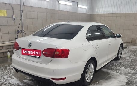 Volkswagen Jetta VI, 2013 год, 1 050 000 рублей, 3 фотография