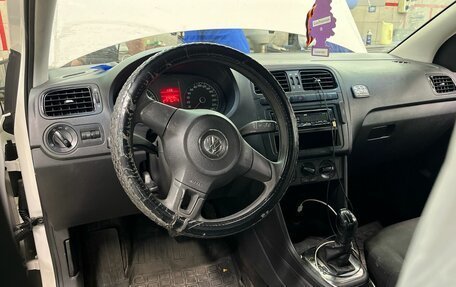 Volkswagen Polo VI (EU Market), 2011 год, 1 400 000 рублей, 19 фотография