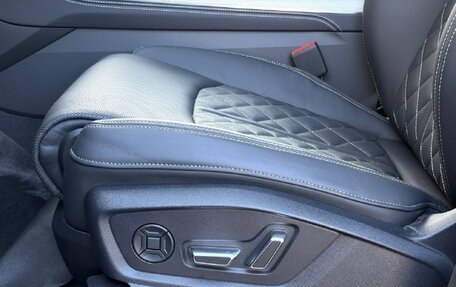 Audi SQ8, 2026 год, 18 300 000 рублей, 12 фотография