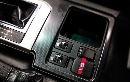 Toyota Land Cruiser Prado 150 рестайлинг 2, 2012 год, 2 227 000 рублей, 14 фотография