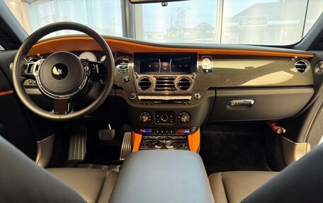 Rolls-Royce Wraith, 2022 год, 41 990 000 рублей, 15 фотография