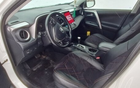 Toyota RAV4, 2017 год, 2 250 000 рублей, 4 фотография