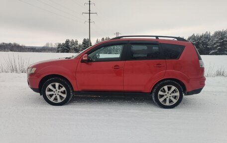 Mitsubishi Outlander III рестайлинг 3, 2010 год, 1 200 000 рублей, 9 фотография