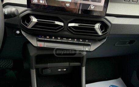 Renault Duster, 2025 год, 3 030 000 рублей, 10 фотография