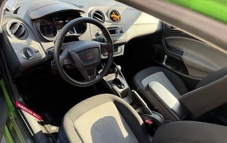 SEAT Ibiza IV рестайлинг 2, 2013 год, 730 000 рублей, 9 фотография