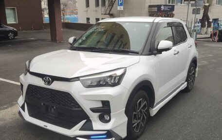 Toyota Raize I, 2020 год, 1 825 000 рублей, 10 фотография