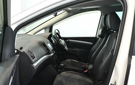 Volkswagen Sharan II, 2012 год, 1 250 000 рублей, 9 фотография