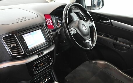 Volkswagen Sharan II, 2012 год, 1 250 000 рублей, 12 фотография