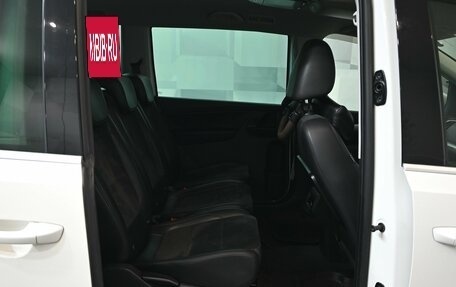 Volkswagen Sharan II, 2012 год, 1 250 000 рублей, 24 фотография