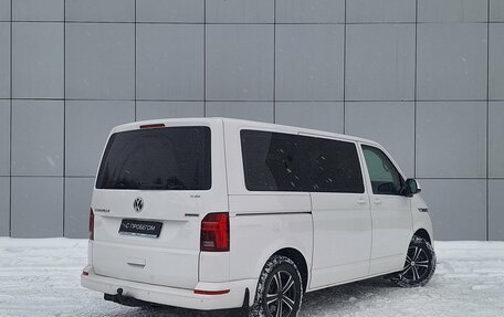 Volkswagen Caravelle T6 рестайлинг, 2021 год, 4 700 000 рублей, 4 фотография