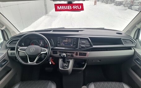 Volkswagen Caravelle T6 рестайлинг, 2021 год, 4 700 000 рублей, 10 фотография