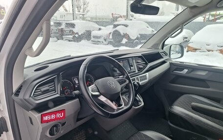 Volkswagen Caravelle T6 рестайлинг, 2021 год, 4 700 000 рублей, 8 фотография