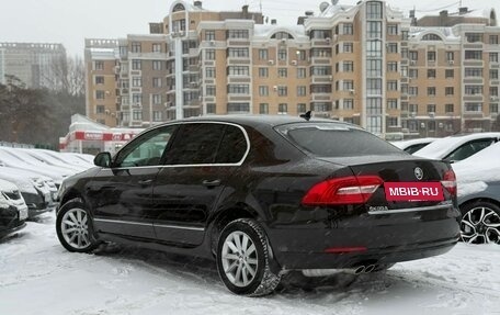 Skoda Superb III рестайлинг, 2013 год, 1 179 000 рублей, 2 фотография