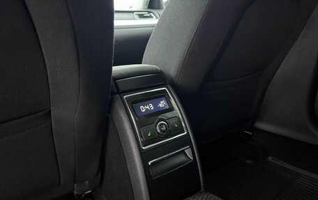 Skoda Superb III рестайлинг, 2013 год, 1 179 000 рублей, 19 фотография