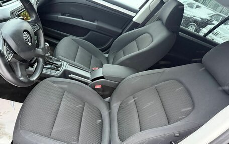 Skoda Superb III рестайлинг, 2013 год, 1 179 000 рублей, 17 фотография