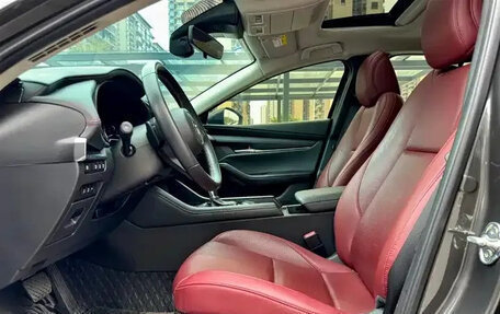 Mazda 3, 2022 год, 1 800 500 рублей, 8 фотография