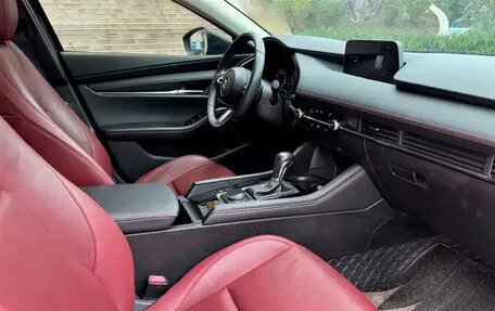 Mazda 3, 2022 год, 1 800 500 рублей, 10 фотография